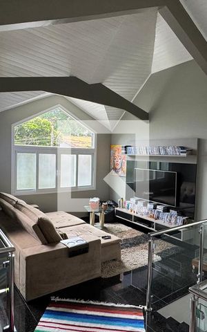 Casa de condomínio à venda com 360m², 5 quartos e 6 vagasSala 2
