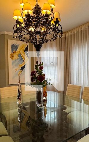 Casa de condomínio à venda com 360m², 5 quartos e 6 vagasSala de Jantar