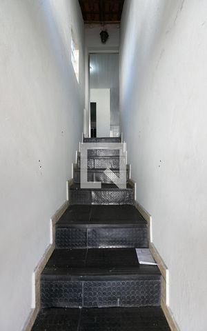 Casa para alugar com 80m², 1 quarto e 1 vaga Casa para alugar com 80m², 1 quarto e 1 vagaEscada / Entrada