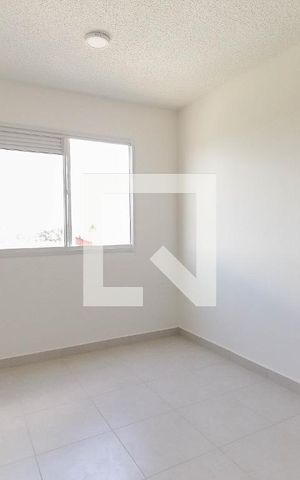 Apartamento à venda com 33m², 2 quartos e sem vaga Apartamento à venda com 33m², 2 quartos e sem vagaSala