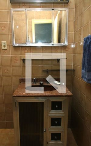 Casa à venda com 100m², 2 quartos e sem vagaBanheiro
