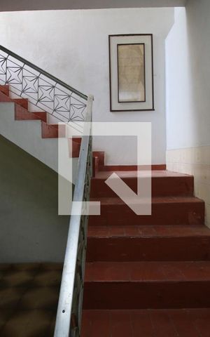 Casa à venda com 100m², 2 quartos e sem vagaCopa - Escada 2º piso