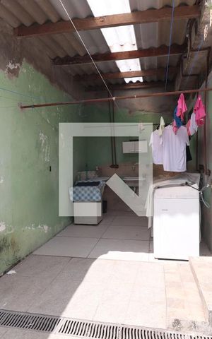 Casa para alugar com 300m², 2 quartos e sem vagaÁrea de Serviço