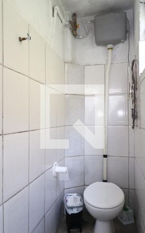 Casa para alugar com 300m², 2 quartos e sem vagaBanheiro