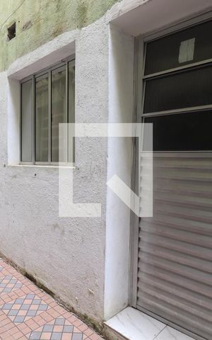 Casa para alugar com 300m², 2 quartos e sem vagaCasa 03
