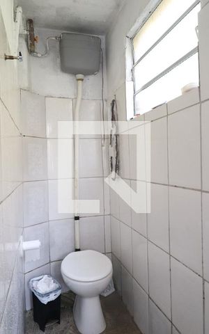Casa para alugar com 300m², 2 quartos e sem vagaBanheiro