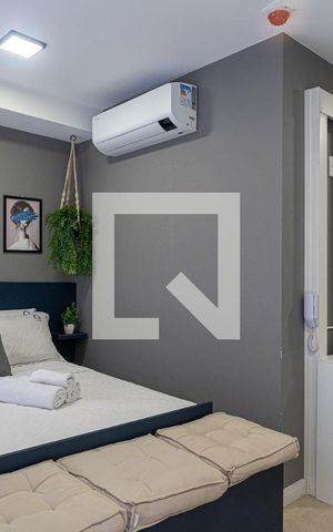 Studio à venda com 25m², 1 quarto e sem vaga Studio à venda com 25m², 1 quarto e sem vagaSala/Quarto