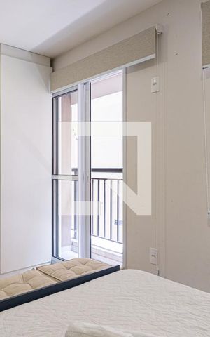 Studio à venda com 25m², 1 quarto e sem vaga Studio à venda com 25m², 1 quarto e sem vagaSala/Quarto