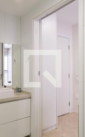 Studio à venda com 25m², 1 quarto e sem vaga Studio à venda com 25m², 1 quarto e sem vagaBanheiro