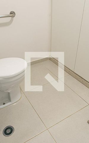 Studio à venda com 25m², 1 quarto e sem vaga Studio à venda com 25m², 1 quarto e sem vagaBanheiro