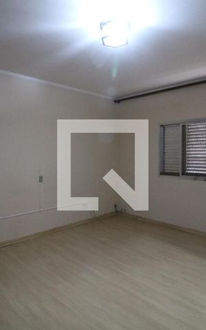 Casa à venda com 300m², 3 quartos e 3 vagasSuíte