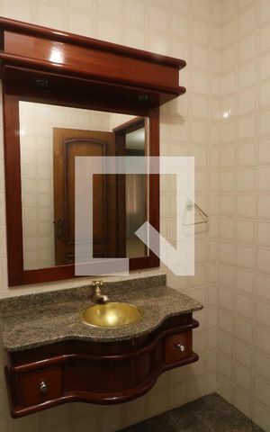 Casa à venda com 300m², 3 quartos e 3 vagasLavabo