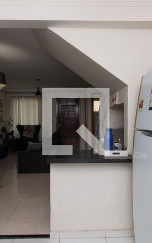 Casa de condomínio à venda com 100m², 2 quartos e 1 vaga Casa de condomínio à venda com 100m², 2 quartos e 1 vagaCozinha