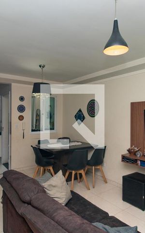Casa de condomínio à venda com 100m², 2 quartos e 1 vaga Casa de condomínio à venda com 100m², 2 quartos e 1 vagaSala