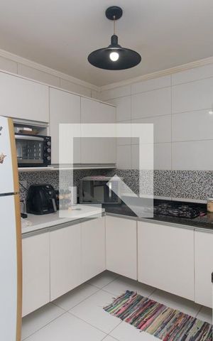 Casa de condomínio à venda com 100m², 2 quartos e 1 vaga Casa de condomínio à venda com 100m², 2 quartos e 1 vagaCozinha