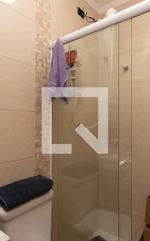 Casa de condomínio à venda com 100m², 2 quartos e 1 vaga Casa de condomínio à venda com 100m², 2 quartos e 1 vagaBanheiro da Suíte 1