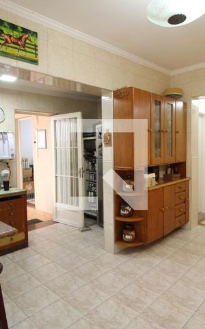 Casa à venda com 130m², 3 quartos e 2 vagasCozinha