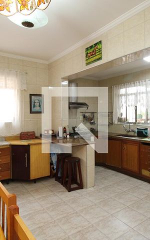 Casa à venda com 130m², 3 quartos e 2 vagasCozinha