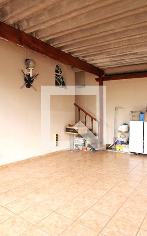 Casa à venda com 130m², 3 quartos e 2 vagasGaragem