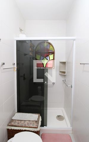 Casa à venda com 130m², 3 quartos e 2 vagasBanheiro da Suíte