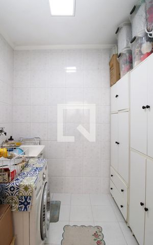 Casa à venda com 130m², 3 quartos e 2 vagasÁrea de Serviço