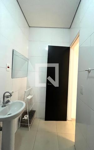 Studio para alugar com 90m², 1 quarto e sem vaga Studio para alugar com 90m², 1 quarto e sem vagaBanheiro