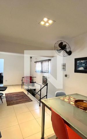 Studio para alugar com 90m², 1 quarto e sem vaga Studio para alugar com 90m², 1 quarto e sem vagaHall de entrada