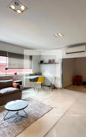 Studio para alugar com 90m², 1 quarto e sem vaga Studio para alugar com 90m², 1 quarto e sem vagaSala