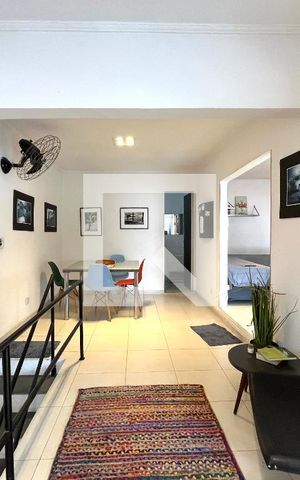 Studio para alugar com 90m², 1 quarto e sem vaga Studio para alugar com 90m², 1 quarto e sem vagaHall de entrada