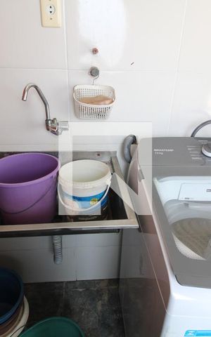 Casa de condomínio à venda com 275m², 3 quartos e 2 vagasÁrea de Serviço