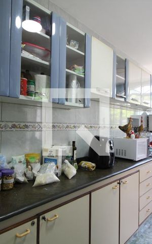 Casa de condomínio à venda com 275m², 3 quartos e 2 vagasCozinha