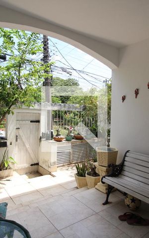 Casa de condomínio à venda com 275m², 3 quartos e 2 vagasVaranda da Frente