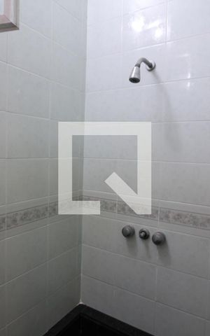 Casa de condomínio à venda com 275m², 3 quartos e 2 vagasQuarto 3 - Banheiro da Suíte