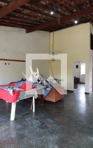 Casa de condomínio à venda com 275m², 3 quartos e 2 vagasTerraço