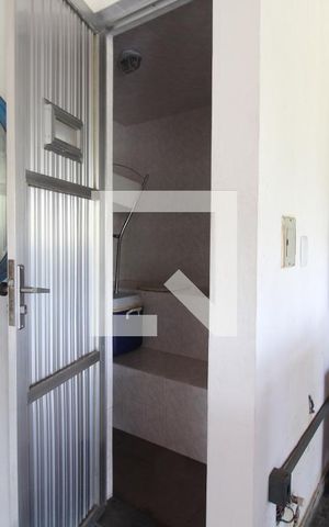 Casa de condomínio à venda com 275m², 3 quartos e 2 vagasSauna