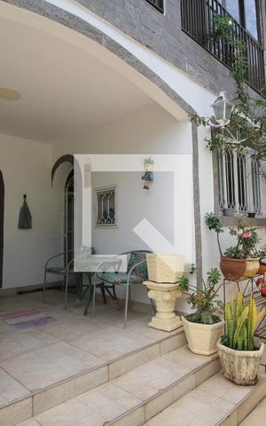 Casa de condomínio à venda com 275m², 3 quartos e 2 vagasVaranda da Frente