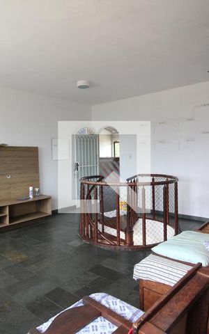Casa de condomínio à venda com 275m², 3 quartos e 2 vagasSala do 2° piso