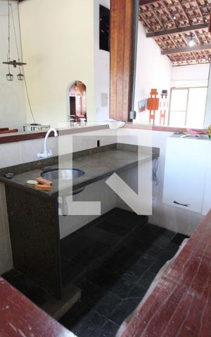 Casa de condomínio à venda com 275m², 3 quartos e 2 vagasTerraço