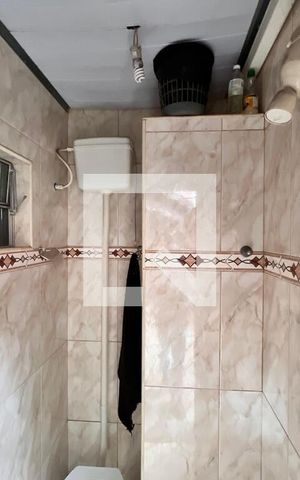 Casa à venda com 270m², 2 quartos e 4 vagas Casa à venda com 270m², 2 quartos e 4 vagasLavabo
