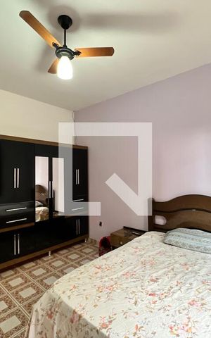Casa à venda com 270m², 2 quartos e 4 vagas Casa à venda com 270m², 2 quartos e 4 vagasQuarto 1