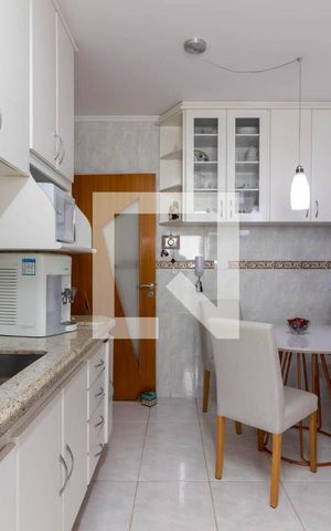 Apartamento à venda com 101m², 3 quartos e 2 vagas Apartamento à venda com 101m², 3 quartos e 2 vagasCozinha
