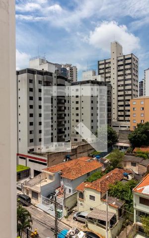 Apartamento à venda com 101m², 3 quartos e 2 vagas Apartamento à venda com 101m², 3 quartos e 2 vagasÁrea de Serviço - Vista