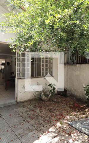 Casa à venda com 121m², 2 quartos e 2 vagasGaragem