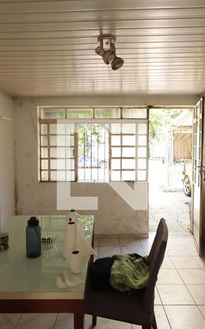 Casa à venda com 121m², 2 quartos e 2 vagasSala