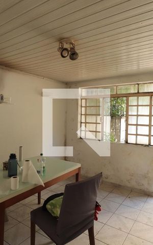 Casa à venda com 121m², 2 quartos e 2 vagasSala