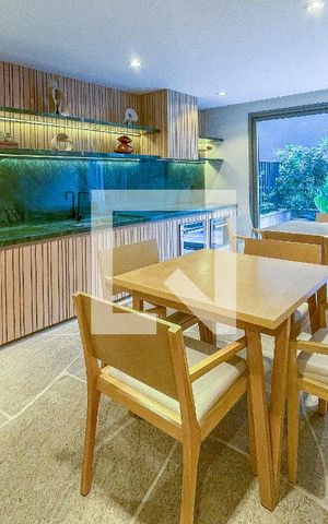 Studio à venda com 25m², 1 quarto e sem vaga Studio à venda com 25m², 1 quarto e sem vagaÁrea comum