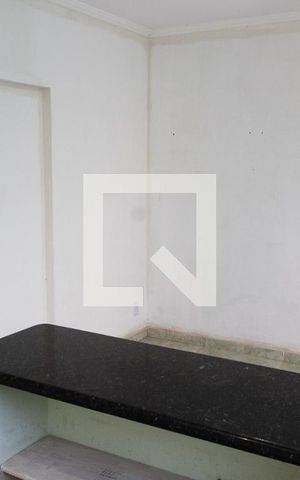 Casa à venda com 250m², 3 quartos e 3 vagas Casa à venda com 250m², 3 quartos e 3 vagasCOZINHA