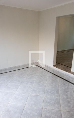 Casa à venda com 250m², 3 quartos e 3 vagas Casa à venda com 250m², 3 quartos e 3 vagasSALA DE JANTAR