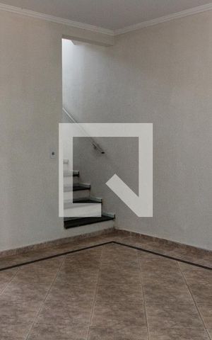 Casa à venda com 250m², 3 quartos e 3 vagas Casa à venda com 250m², 3 quartos e 3 vagasSALA