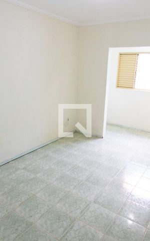 Casa à venda com 250m², 3 quartos e 3 vagas Casa à venda com 250m², 3 quartos e 3 vagasQUARTO 3